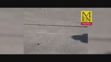 Uçak Pistinin Ortasında Çırılçıplak Soyundu!
