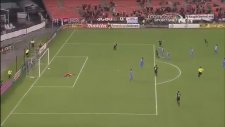 30 Metreden Jeneriklik Gol