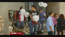 Köpekler ve sahipleri yan yana protestoda