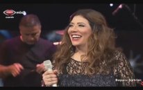 Işın Karaca - Batsın Bu Dünya (Canlı Performans)