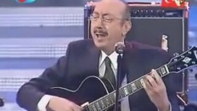 Özdemir Erdoğan - Candan Erçetin - Ah Bir Ataş Ver Özdemir Erdoğan - Candan Erçetin - Ah Bir Ataş Ver