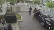 Gaspçı, Karateci Kızın Çantasını Çalmaya Kalkışınca!