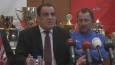 Sergen İmzayı Attı