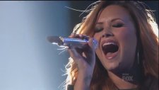 Demi Lovato - Give Your Heart a Break (Canlı Performans)