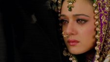 Main Yahaan Hoon - Veer Zaara