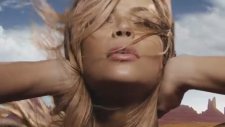 Kim Kardashian'ın Bu Klibine Porno Dediler