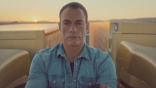 Volvo Trucks - The Epic Split Feat. Van Damme (Live Test 6)