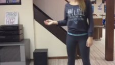 Amymarie Gaertner'dan Popping ve Wave Figürleri