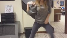 Amymarie Gaertner'dan Tutting Ve Locking Figürleri