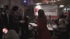 Oktay Vural'a Londra'da Protesto