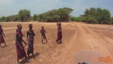 Gerçek Afrika Çocuklarının Türk Motorsiklet Ekibine Yaklaşımları