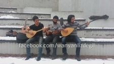 Dost Senin Derdinden Ben Dona Dona (Van İçin Söylediler)