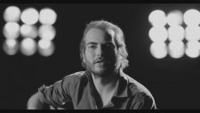 Harun Tekin - Bu İşte Bir Yalnızlık Var