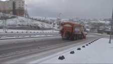 Buzda Dans Eden Araçlar