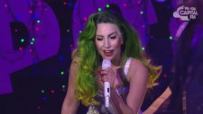 Lady Gaga - Born This Way (Canlı Performans)