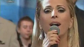 Ayşen Birgör - Kimler Geldi Kimler Geçti Ayşen Birgör - Kimler Geldi Kimler Geçti