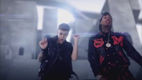 Tyga - Wait For A Minute Tyga - Wait For A Minute