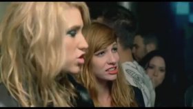 Kesha - Blah Blah Blah Ft.3oh Kesha - Blah Blah Blah Ft.3oh