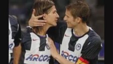 Ünlü Futbolcu Eşcinsel Olduğunu Açıkladı