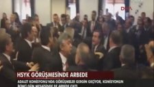 Meclis'te Uçan Tekme