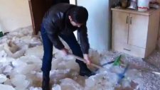 Erzurum’da Apartman Dairesi Buzul Eve Döndü