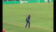 Ünlü Teknik Adamdan İlginç Hereketler Ve...