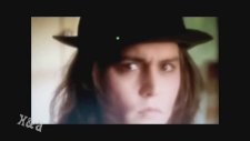 Johnny Depp Gizlice Nişanlandı