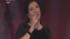 Işın Karaca - Aslan Gibi (Canlı Performans)
