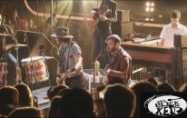 The Black Keys And Johnny Depp - Gold On The Ceiling