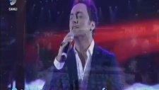Zakkum - Ben Ne Yangınlar Gördüm (Beyaz Show)