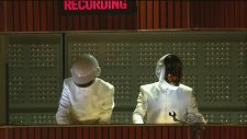 Daft Punk & Pharrell, Stevie Wonder - Get Lucky (2014 Grammy Ödülleri)