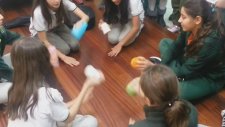 Topkapı Doğa Koleji Provalar Cupgame Gösterisi İngilizce Şarkı Konseri 6. Sınıflar