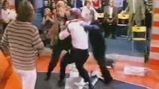 Evlendirme Programını Fight Club'a Çevirmek