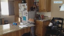 Mutfakta Mükemmel Twerk Yapan Kadın