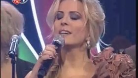 Ayşen Birgör - Bir Sokak Çeşmesi Ayşen Birgör - Bir Sokak Çeşmesi