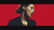 Anna Calvi - Piece By Piece