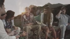 One Direction - What Makes You Beautiful