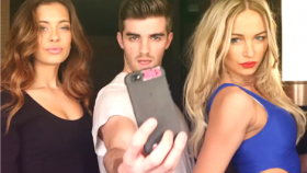The Chainsmokers - Selfie The Chainsmokers - Selfie