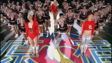 Gwen Stefani - Hollaback Girl