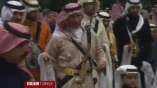 Prens Charles Arabistan'da Kılıcını Çekti