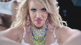 Britney Spears - Hold It Against Me