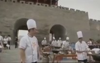 Çin'de hayvanları diri diri kesip yediler
