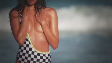 Sara Sampaio'dan Yürek Hoplatan Pozlar