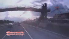 İnanılmaz Kaza Kamerada!