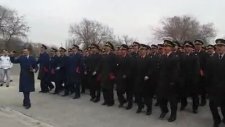 Uygun Adım Evlilik Teklifi
