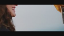 Nil Karaibrahimgil - Kanatlarım Var Ruhumda