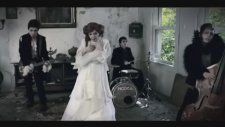 Model - Pembe Mezarlık