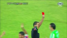 Futbol Tarihinin En Hızlı Kırmızı Kartı 24. Saniyede