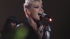 P!nk - Try (Performance)