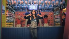 Victoria Justice - Beggin' On Your Knees